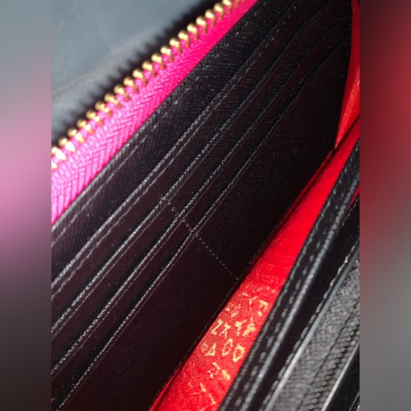 Kate Spade Full Size Wallet - Picture 5 of 6